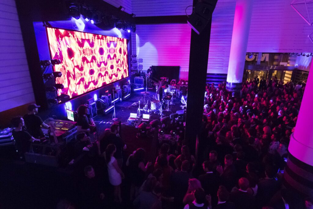 The Modern Ball 2016