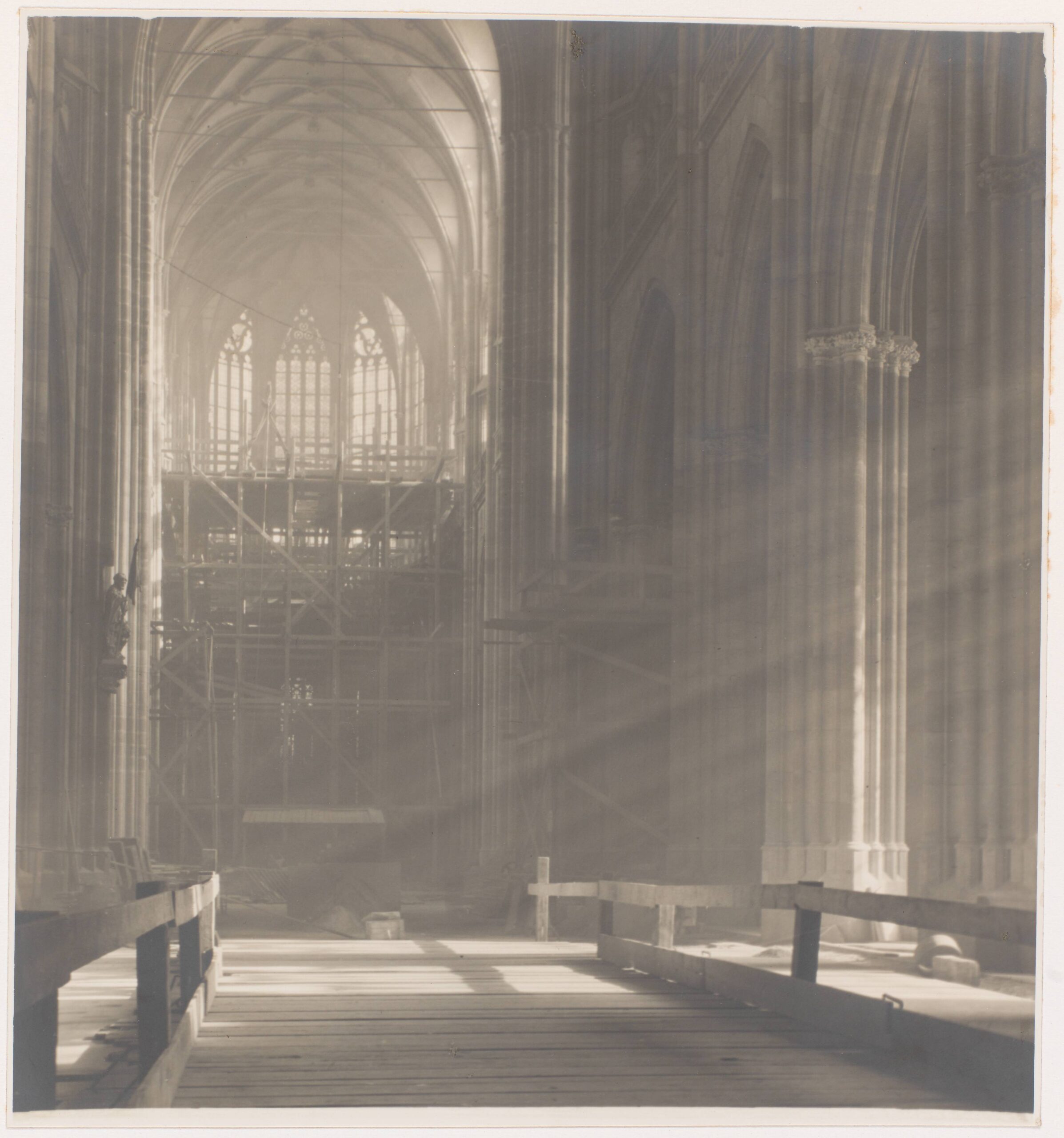 PH16.416.5_01_H02-Large-