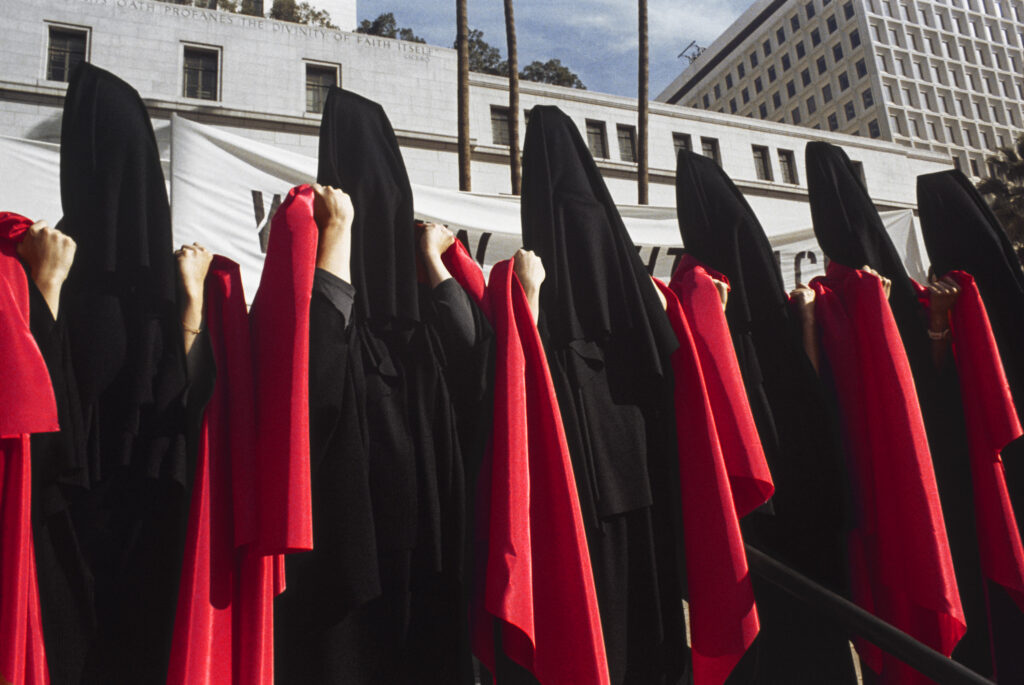 Color photograph of a Suzanne Lacy performance