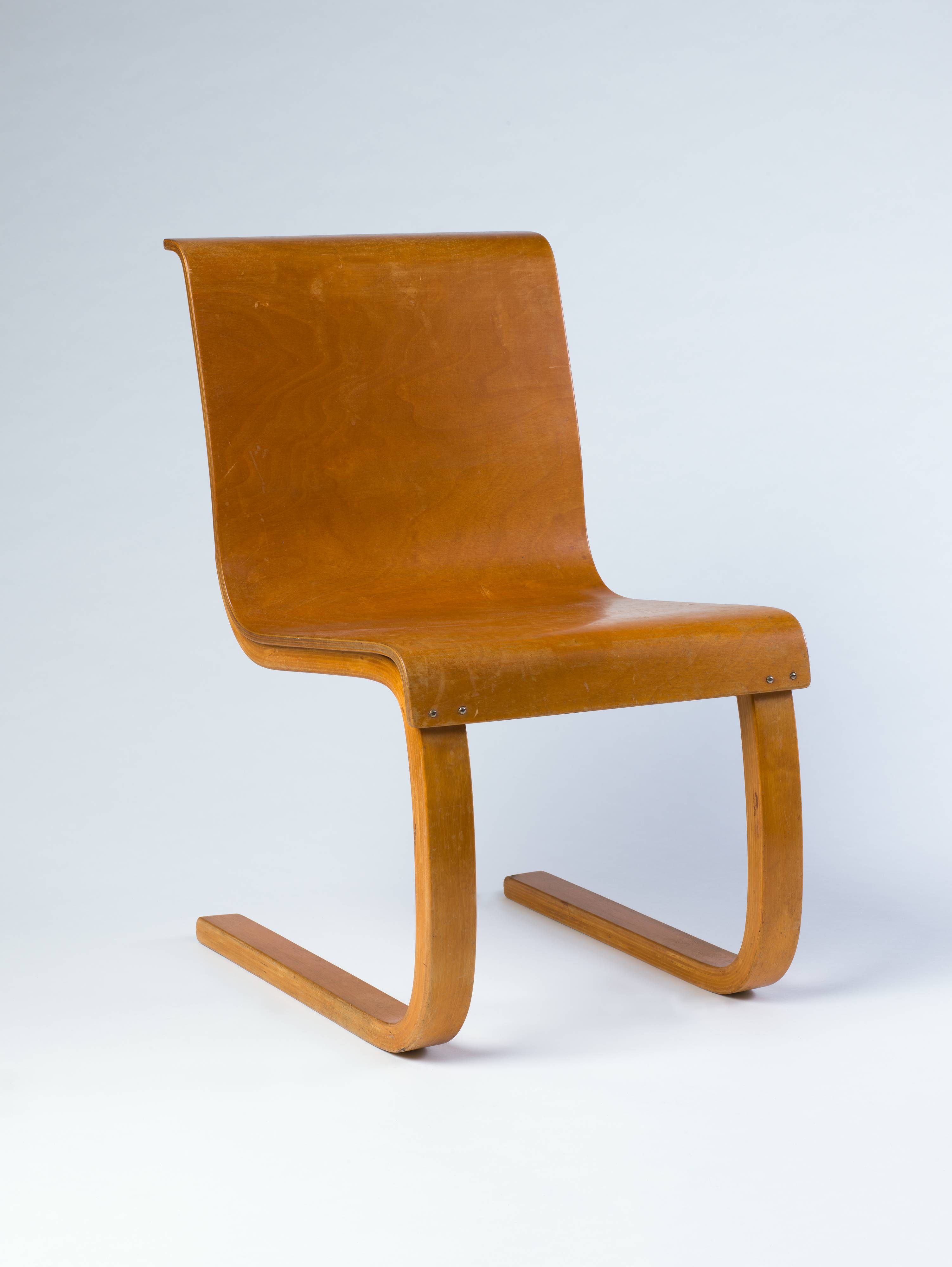 KOSKETUS : Humaani kauneus アアルト Alvar Aalto, Chair, Model 21, ca. 1933 · SFMOMA
