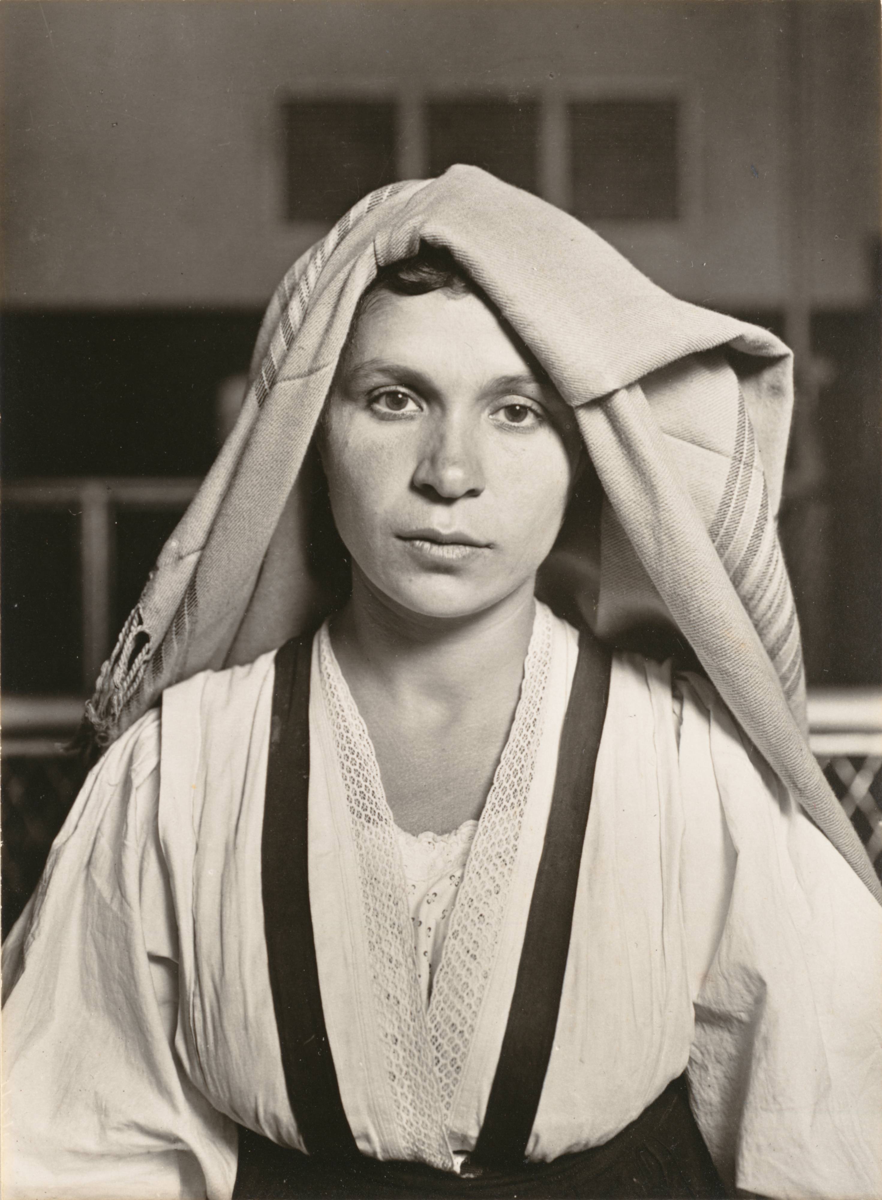 Lewis Wickes Hine, Woman with Folded Headdress, Ellis Island