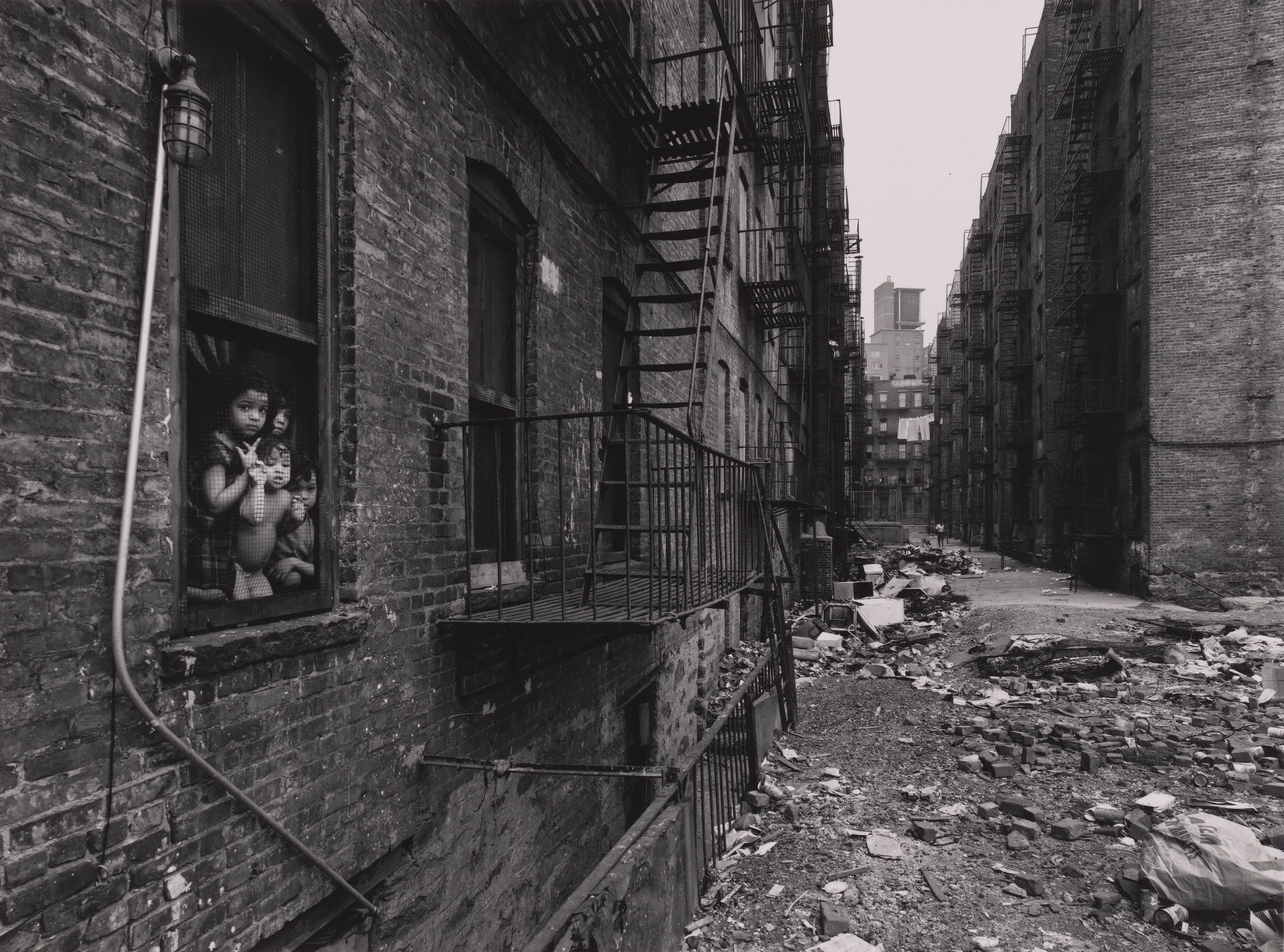 Bruce Davidson, USA. New York City. Harlem. 1966. Children