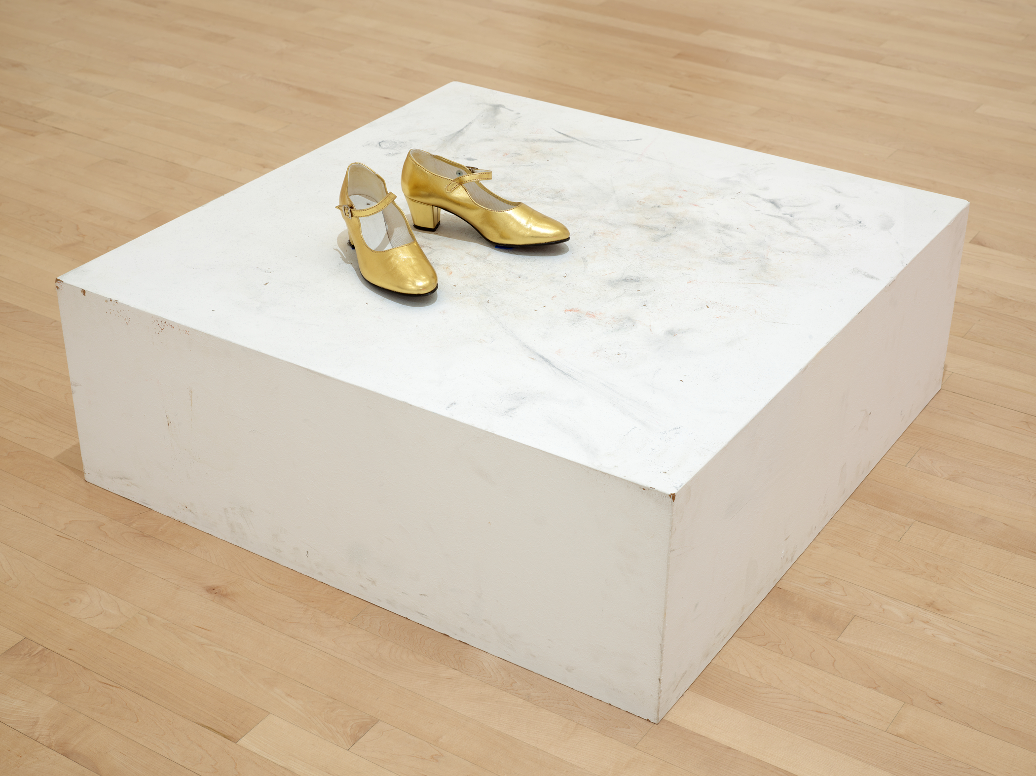 Activating Pierre Huyghe's Singing in the Rain, 1996 · SFMOMA