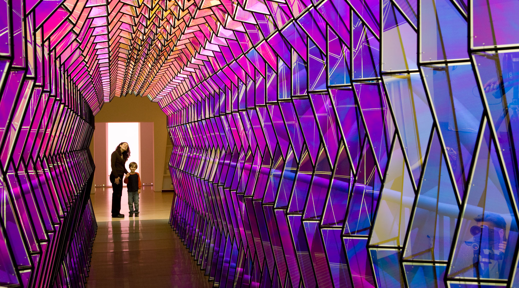 Olafur Eliasson: One-way colour tunnel · SFMOMA