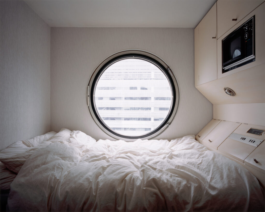 Noritaka-Minami-Nakagin-Capsule-B1004-I-2011-collection-SFMOMA.jpg
