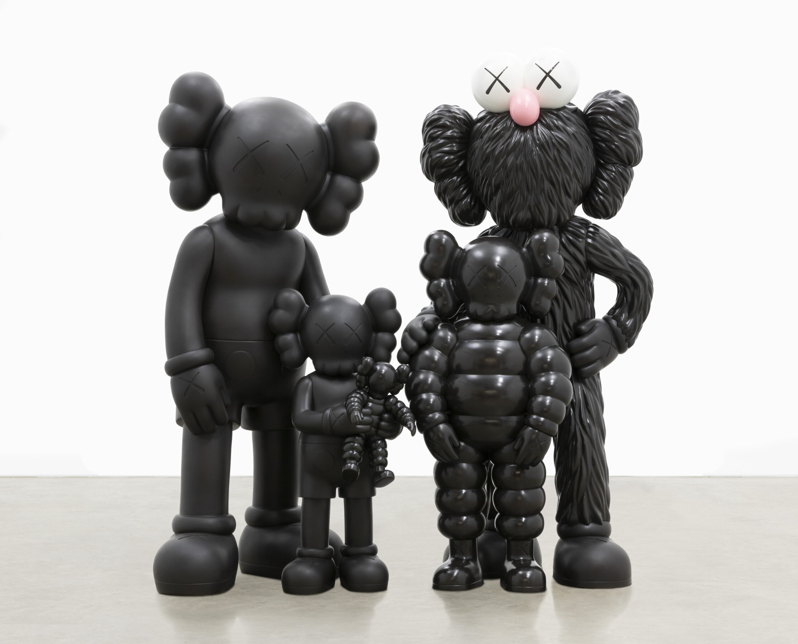 新品　カウズファミリー KAWS FAMILY BROWN カウズ展 KAWS | KAWS - FAMILY Figure - Brown Version (2021